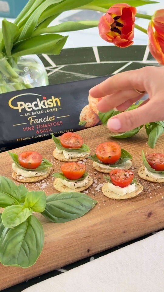 Elevate any snack with the Peckish Fancies crackers. Think crème fraîche, tomato and basil! Follow for more snack hacks! 🍅🌿